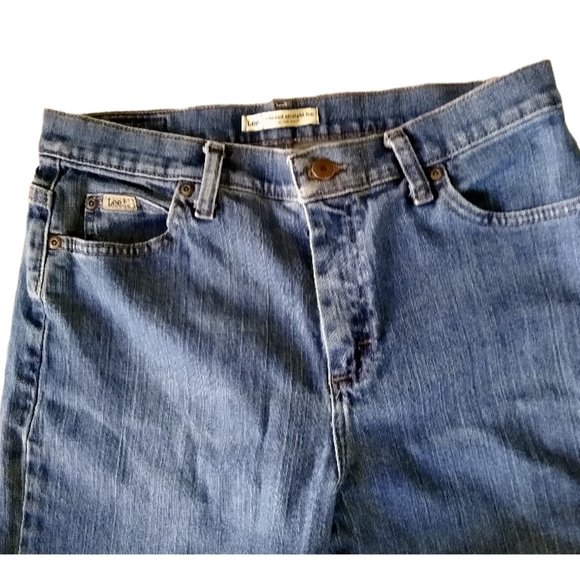 Lee Relaxed Fit Women's Denim Jeans Straight Leg Size 10 Petite - Picture 2 of 7